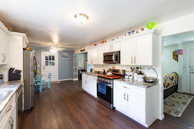 26589 County Road 4, Elkhart, IN 46514
