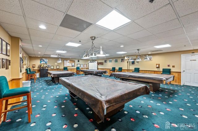 31 Sherwood Drive, Monroe, NJ 08831