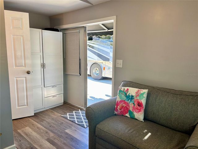 10273 NE 28TH LOOP, Silver Springs, FL 34488