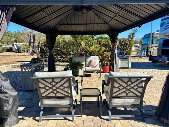 10273 NE 28TH LOOP, Silver Springs, FL 34488