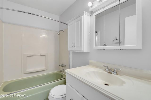1640 Parkway Drive, Anchorage, AK 99504