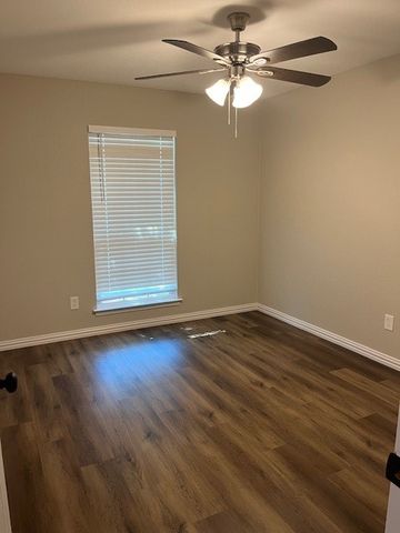 7337 Woodbridge Drive, Forest Hill, TX 76140