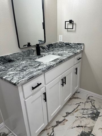 7337 Woodbridge Drive, Forest Hill, TX 76140