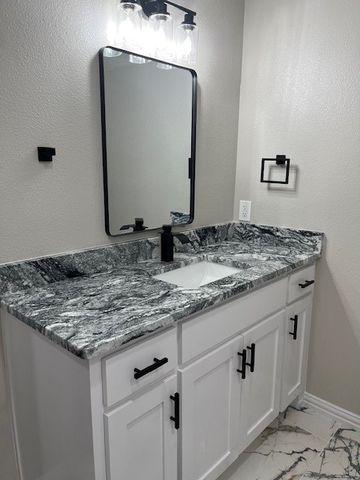 7337 Woodbridge Drive, Forest Hill, TX 76140