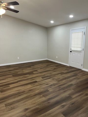 7337 Woodbridge Drive, Forest Hill, TX 76140