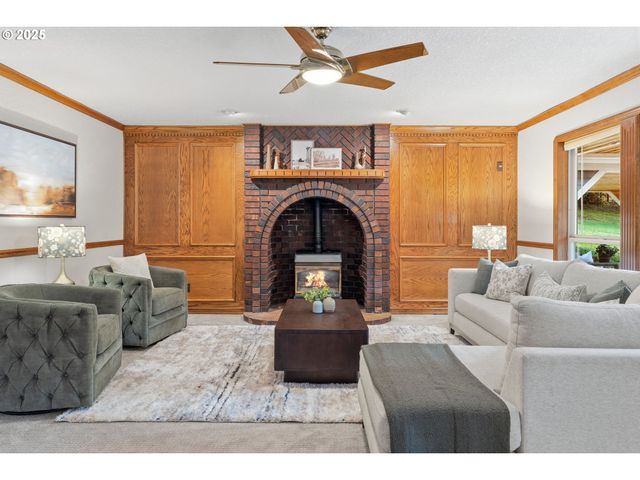 16003 Se CIELO Ct, Damascus, OR 97089