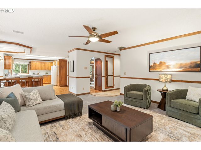 16003 Se CIELO Ct, Damascus, OR 97089