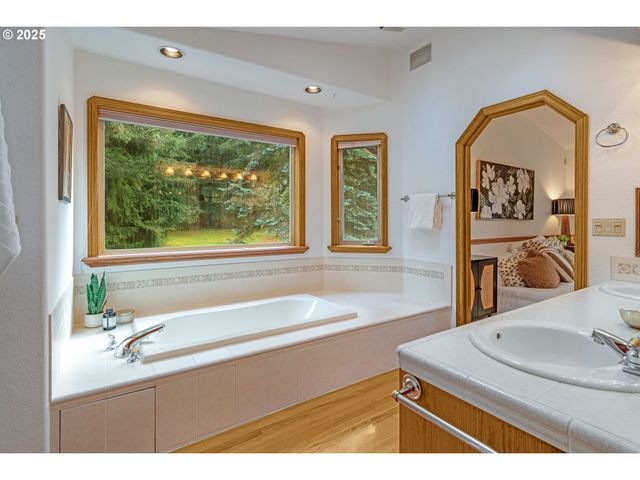 16003 Se CIELO Ct, Damascus, OR 97089