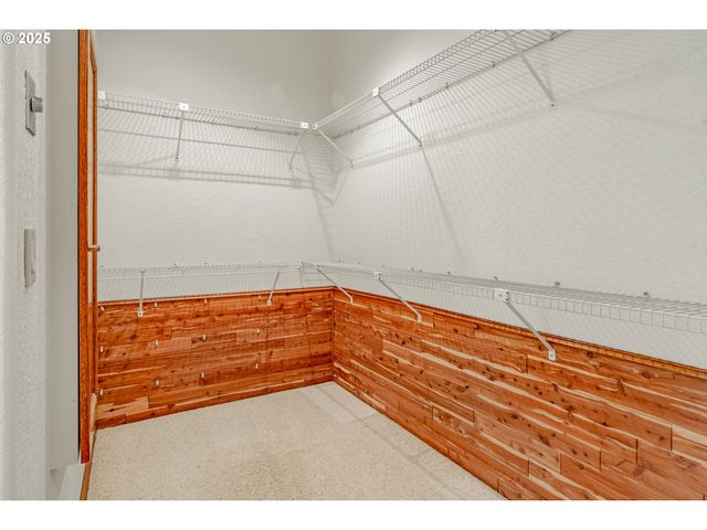 16003 Se CIELO Ct, Damascus, OR 97089