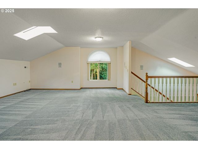 16003 Se CIELO Ct, Damascus, OR 97089