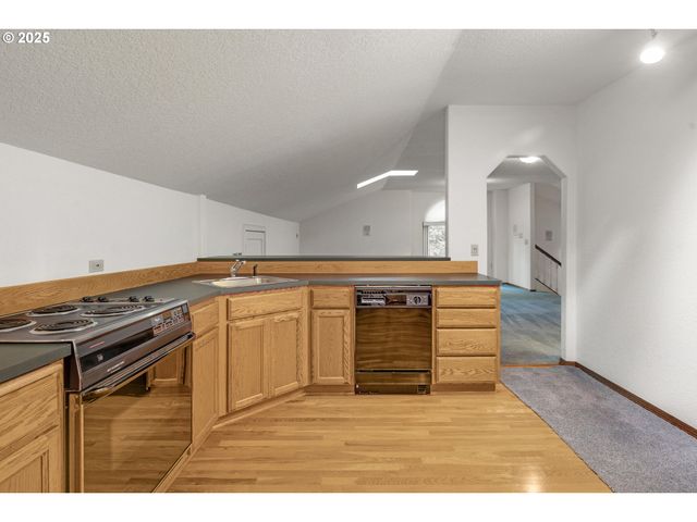 16003 Se CIELO Ct, Damascus, OR 97089