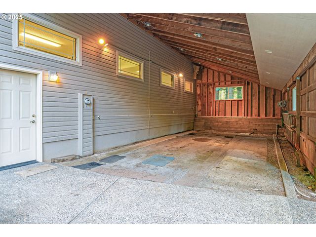 16003 Se CIELO Ct, Damascus, OR 97089