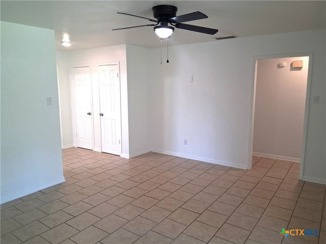 418 Cottonwood Drive, Copperas Cove, TX 76522