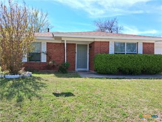 418 Cottonwood Drive, Copperas Cove, TX 76522