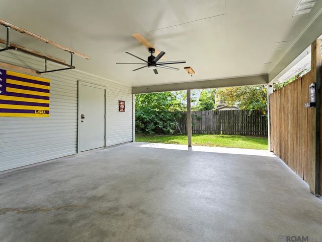 759 Fountain View Dr, Baton Rouge, LA 70820