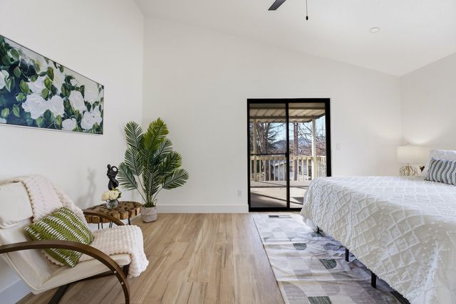 736 NE Oregon Avenue, Grants Pass, OR 97526