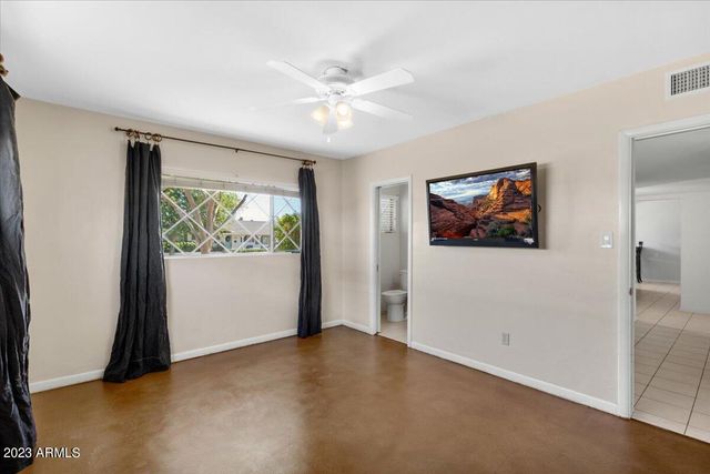 4320 E CLARENDON Avenue, Phoenix, AZ 85018