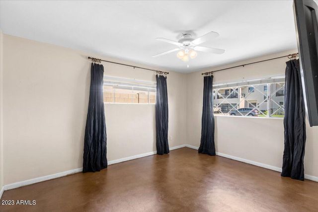 4320 E CLARENDON Avenue, Phoenix, AZ 85018