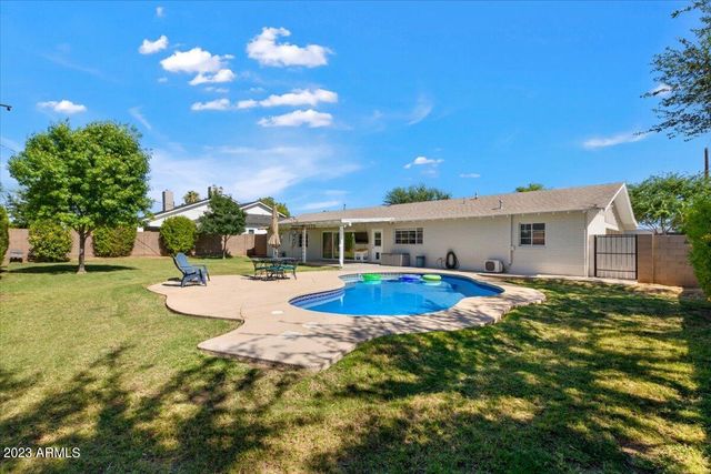 4320 E CLARENDON Avenue, Phoenix, AZ 85018