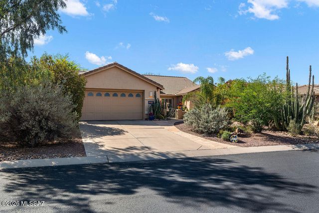 1018 N Cowboy Canyon Drive, Green Valley, AZ 85614