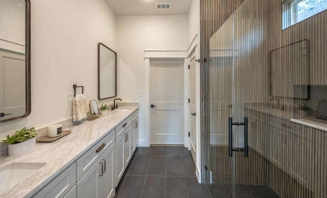 2902 Hiawatha Trail, Lake Worth, TX 76135