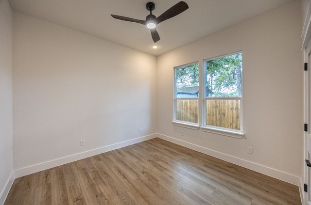 2902 Hiawatha Trail, Lake Worth, TX 76135