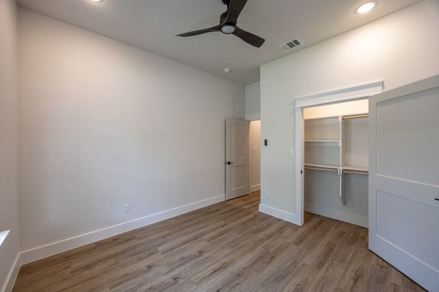 2902 Hiawatha Trail, Lake Worth, TX 76135