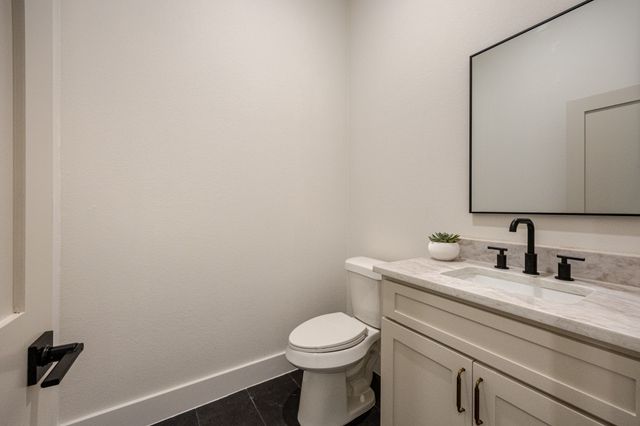 2902 Hiawatha Trail, Lake Worth, TX 76135