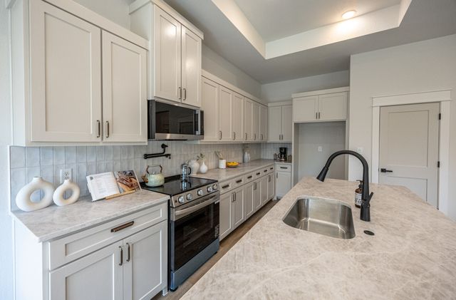 2902 Hiawatha Trail, Lake Worth, TX 76135