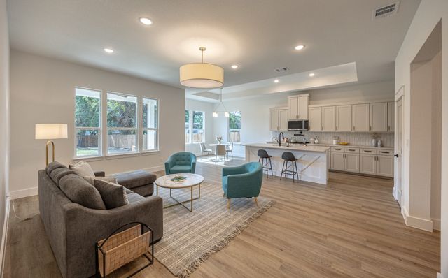 2902 Hiawatha Trail, Lake Worth, TX 76135