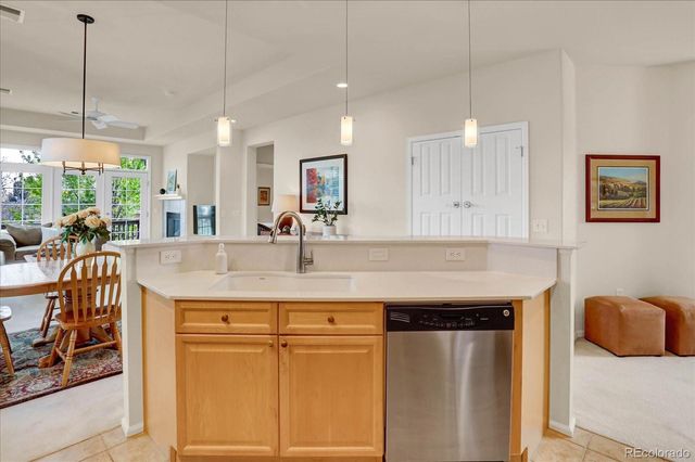 2250 S Vaughn Way 202, Aurora, CO 80014