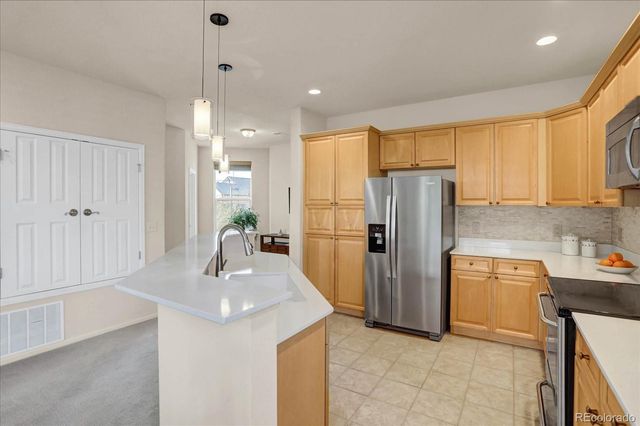 2250 S Vaughn Way 202, Aurora, CO 80014