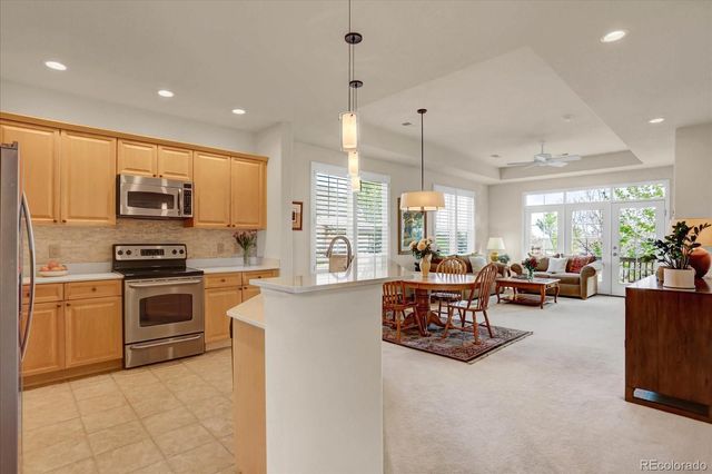 2250 S Vaughn Way 202, Aurora, CO 80014