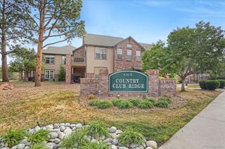 2250 S Vaughn Way 202, Aurora, CO 80014