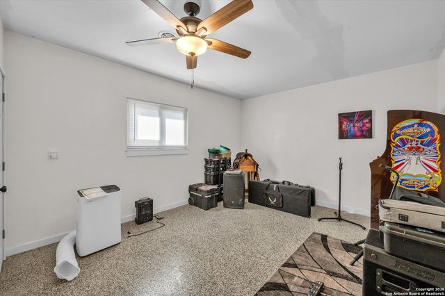 1423 Dove, Seguin, TX 78155