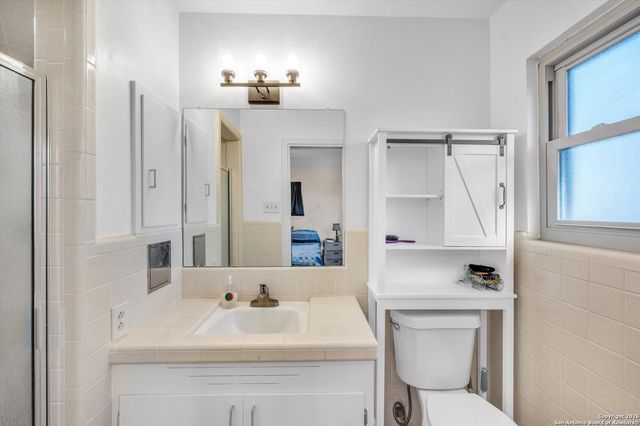 1423 Dove, Seguin, TX 78155