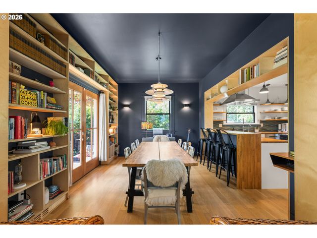 1105 Se NEHALEM St, Portland, OR 97202