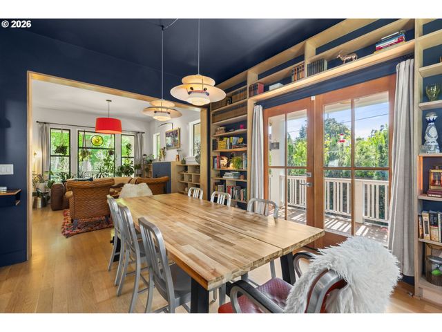 1105 Se NEHALEM St, Portland, OR 97202