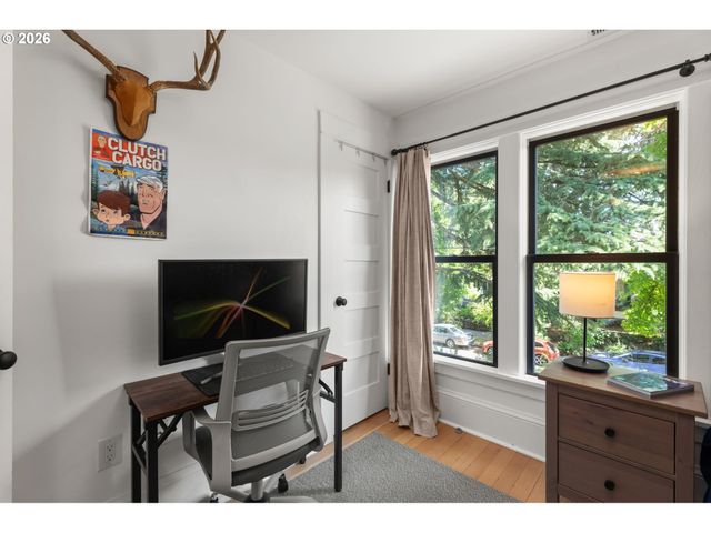1105 Se NEHALEM St, Portland, OR 97202