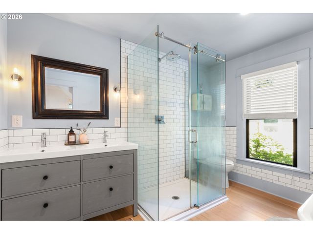 1105 Se NEHALEM St, Portland, OR 97202