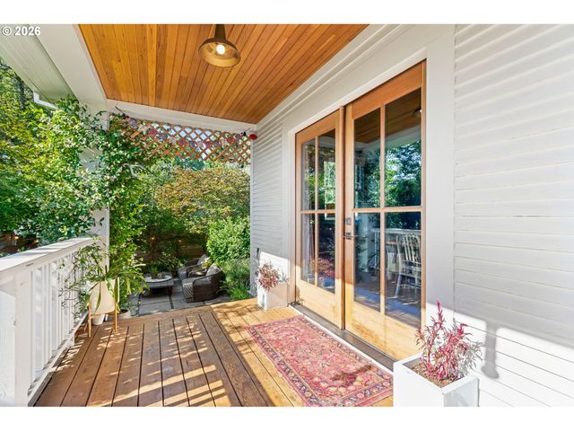 1105 Se NEHALEM St, Portland, OR 97202