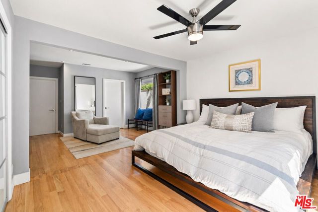 516 N Mansfield Avenue, Los Angeles, CA 90036