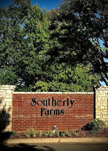 2021 Raineys Boulevard, Edmond, OK 73025