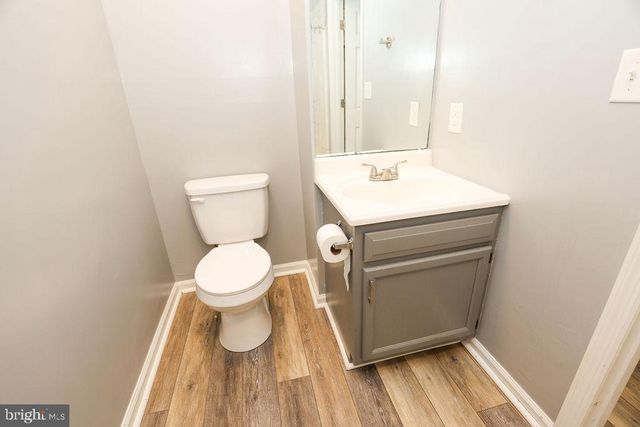 2070 WYATT CIR, Dover, PA 17315