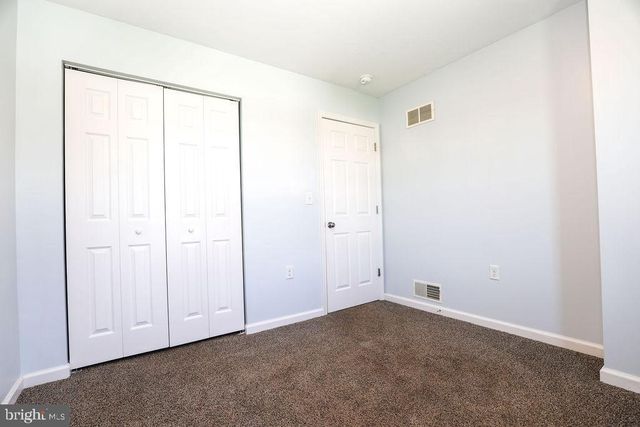 2070 WYATT CIR, Dover, PA 17315