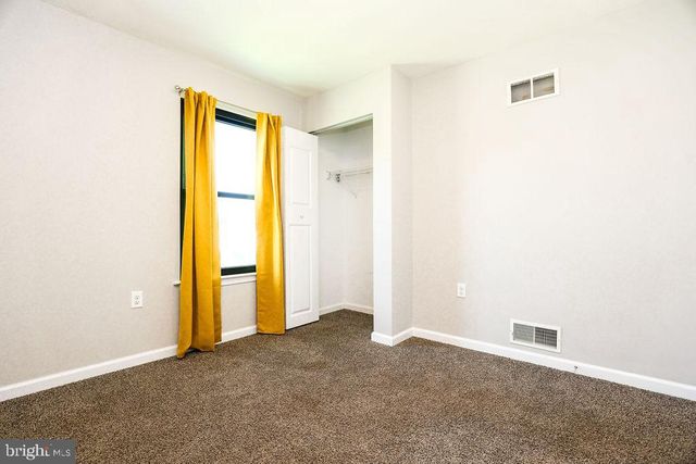 2070 WYATT CIR, Dover, PA 17315