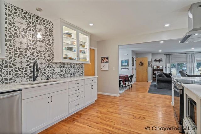 3695 DOVER RD, Cheyenne, WY 82001