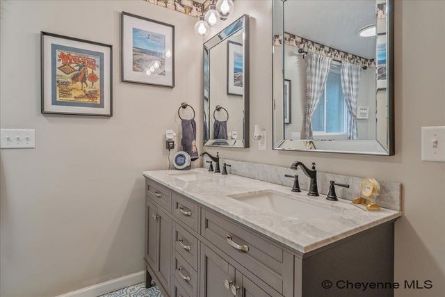 3695 DOVER RD, Cheyenne, WY 82001