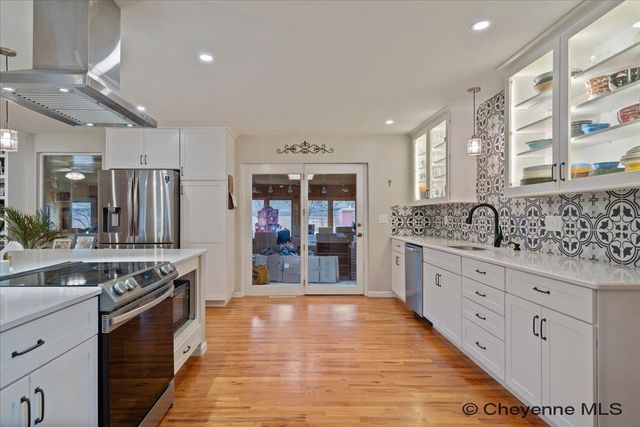 3695 DOVER RD, Cheyenne, WY 82001