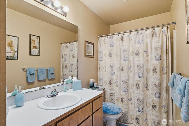 13325 105th Avenue Ct E, Puyallup, WA 98374